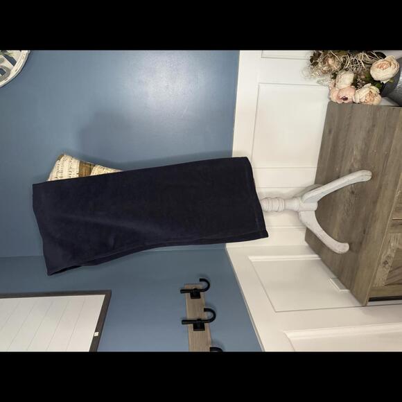 Plush & Lush Women's Velour Hoodie and Pant set- XL - Picture 7 of 7